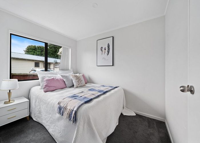 at 100A Shifnal Drive, Randwick Park, Manukau City, Auckland