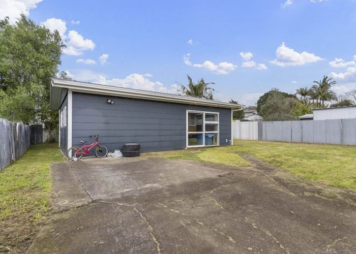  at 16 Toatoa Place, Mangere Bridge, Auckland