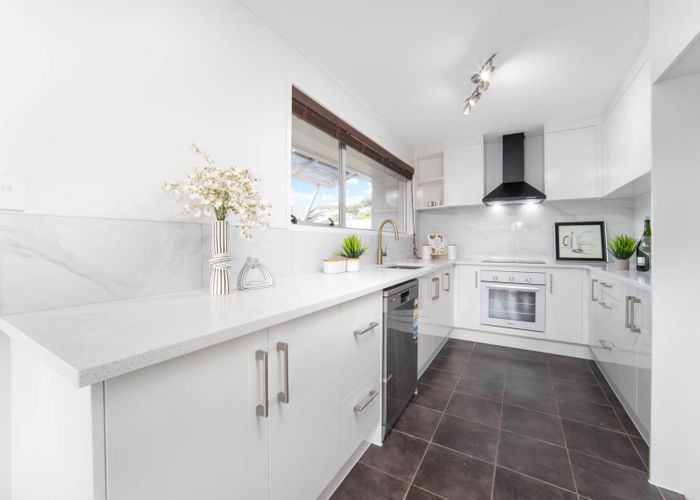  at 73 Awaruku Road, Torbay, North Shore City, Auckland