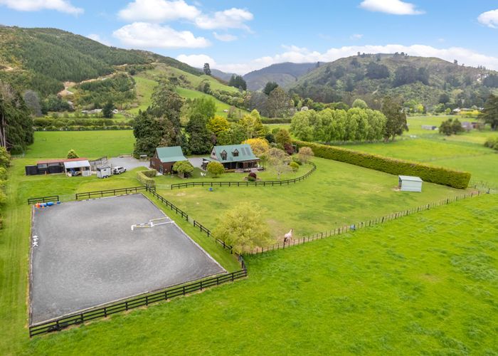  at 39 Colletts Road, Mangaroa, Upper Hutt