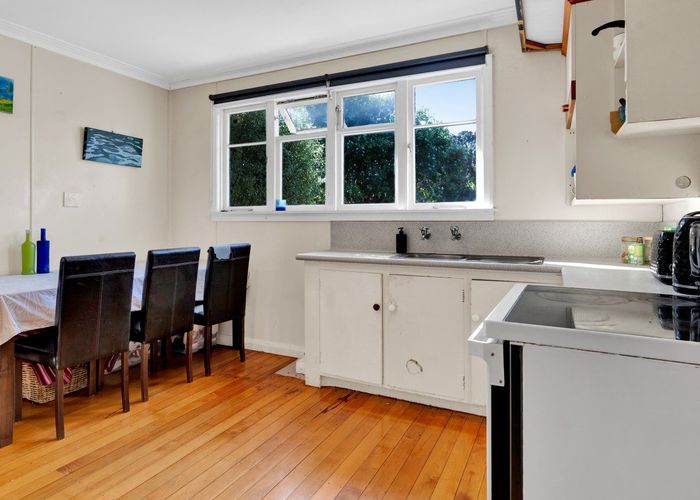  at 2 Awanui Street, Merrilands, New Plymouth
