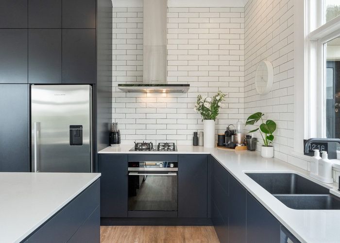  at 72 Hargest Crescent, Saint Clair, Dunedin, Otago