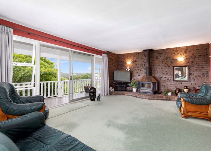  at 135 Sandspit Road, Shelly Park, Auckland