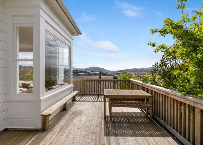  at 33 Easther Crescent, Kew, Dunedin