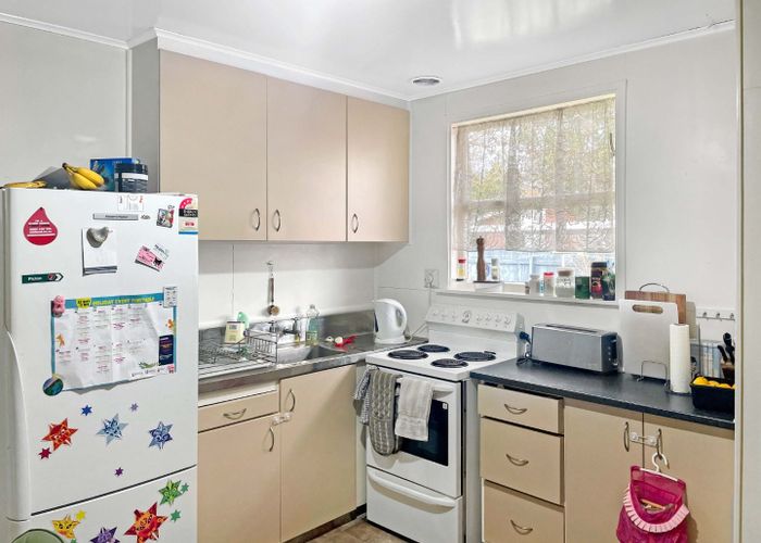  at 2/113 Clouston Park Road, Clouston Park, Upper Hutt, Wellington