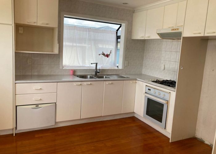  at 64 Tiraumea Drive, Pakuranga, Manukau City, Auckland