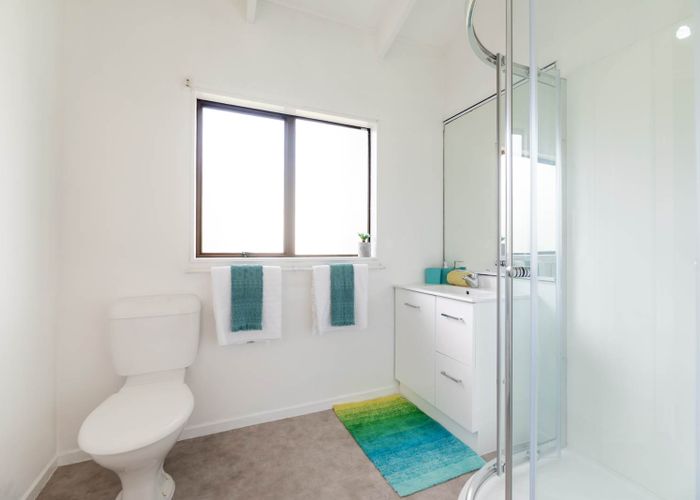  at 2/179 Blockhouse Bay Road, Avondale, Auckland