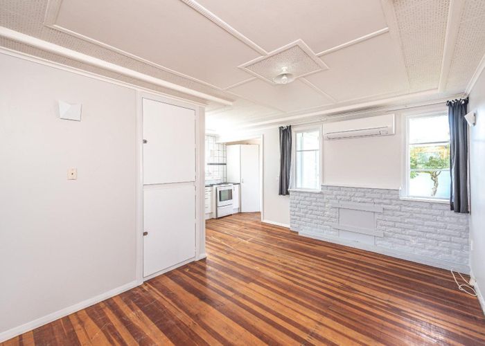  at 12 Morgan Street, Castlecliff, Whanganui, Manawatu / Whanganui