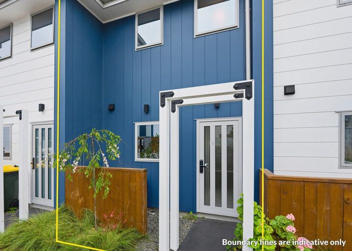  at 14/42 Kaikoura Street, Henderson, Waitakere City, Auckland
