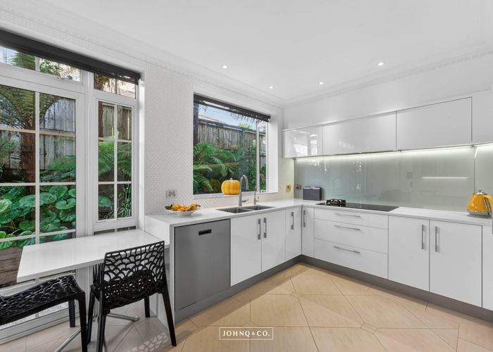  at 39 Allen Johnston Place, Saint Johns, Auckland City, Auckland