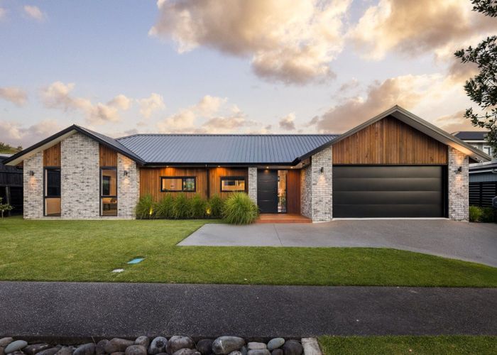  at 17 Riverpoint Glade, Flagstaff, Hamilton, Waikato