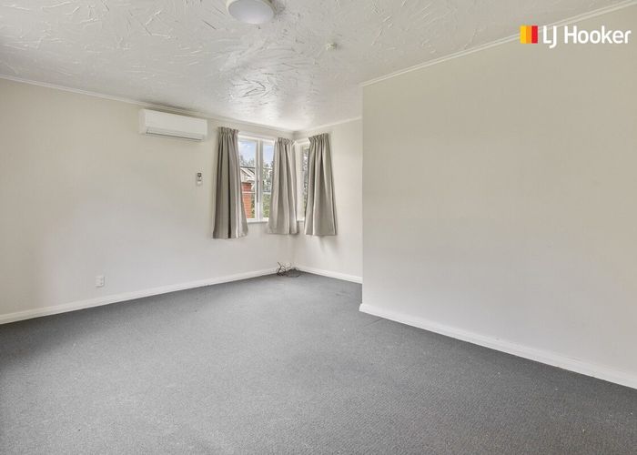  at 82 Panmure Avenue, Calton Hill, Dunedin