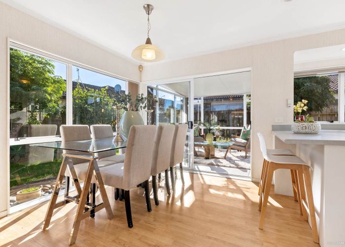  at 2/32 Kilimanjaro Drive, Northpark, Manukau City, Auckland