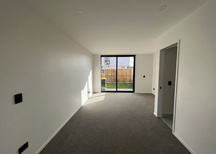  at 2/14 Rutherford Street, Woolston, Christchurch City, Canterbury