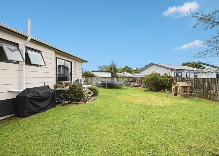  at 9 Lloyd Drive, Nawton, Hamilton