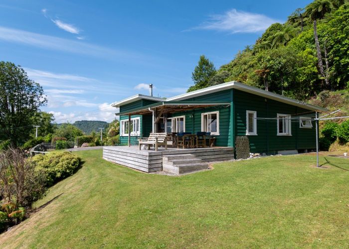  at 84-86 Spencer Road, Lake Tarawera, Rotorua, Bay Of Plenty