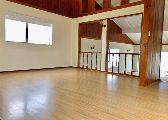  at 51 Hadfield Street, Beach Haven, North Shore City, Auckland