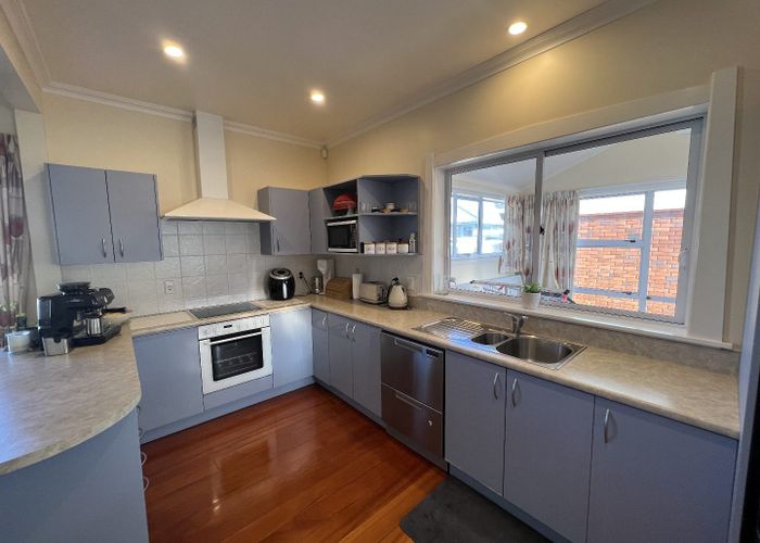  at 29 Argentine Avenue, Miramar, Wellington