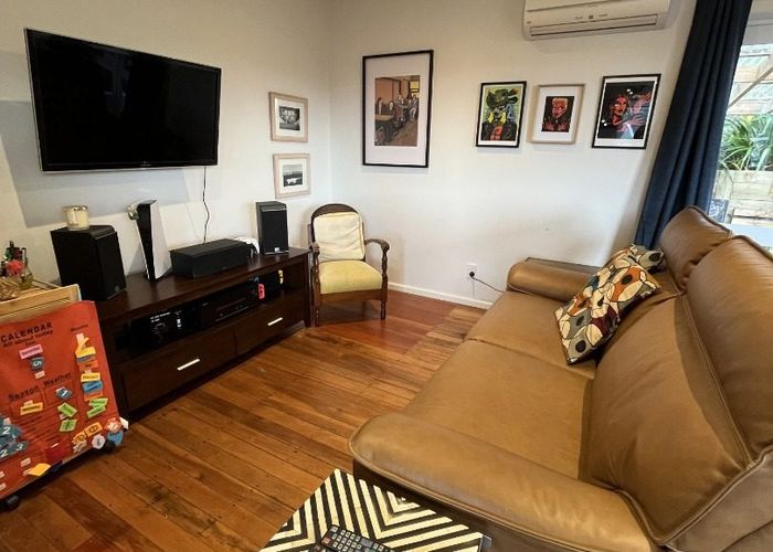  at 26 Martin Street, Ranui Heights, Porirua, Wellington