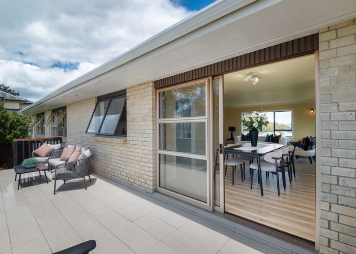  at 254A East Coast Road, Forrest Hill, North Shore City, Auckland