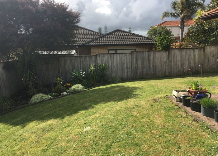  at 10 Craigavon Drive, East Tamaki, Manukau City, Auckland