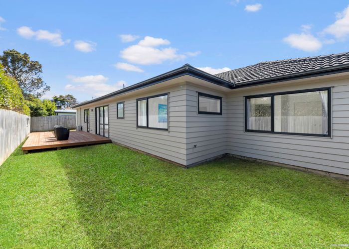  at 115A Gardner Avenue, New Lynn, Auckland