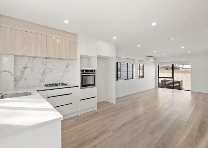  at 13C Edinburgh Avenue, Rosehill, Papakura, Auckland