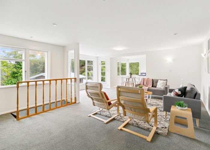 at 60 Elmslie Road, Pinehaven, Upper Hutt