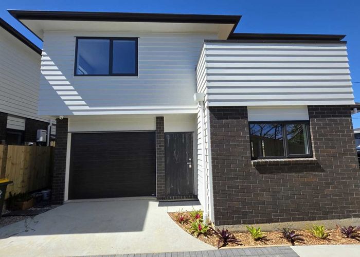  at 56 Angelo Avenue, Howick, Manukau City, Auckland