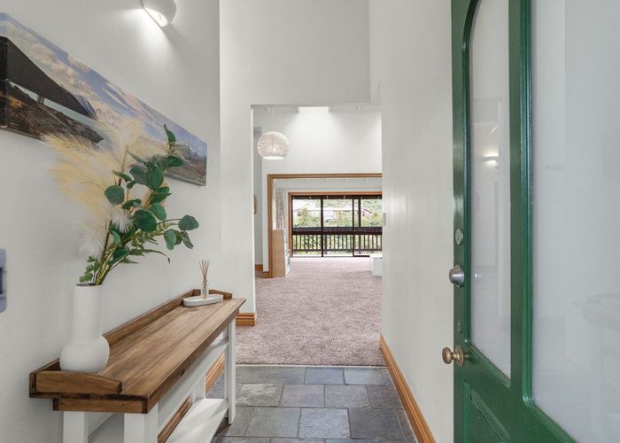  at 7 Kekeno Grove, Tirohanga, Lower Hutt