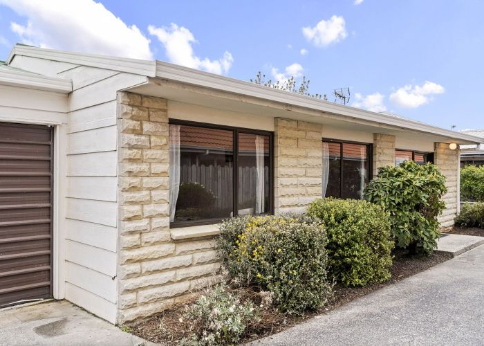  at 8B Grove Street, Saint Kilda, Dunedin, Otago
