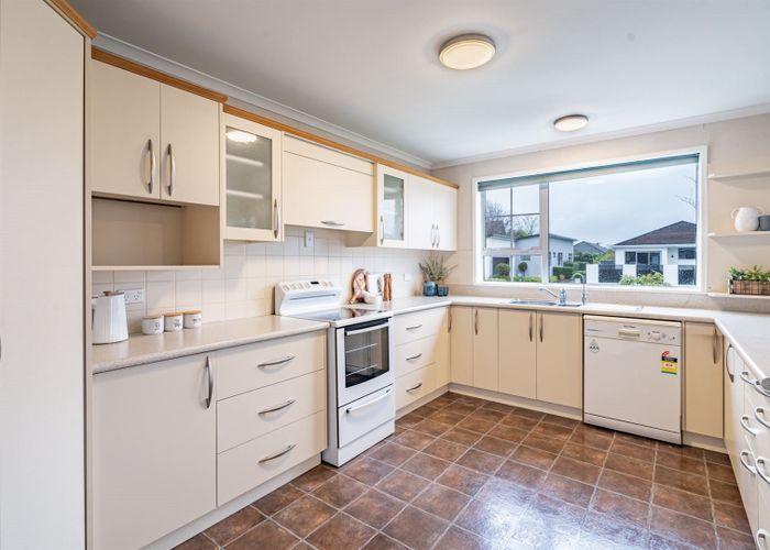  at 305 Kelvin Street, Gladstone, Invercargill