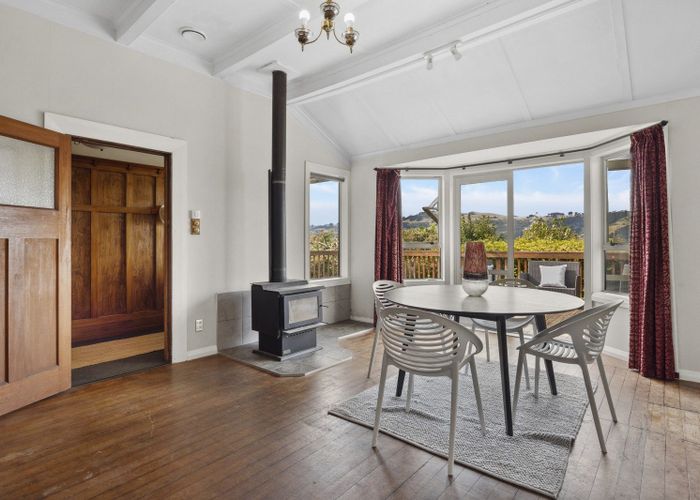  at 32 Adderley Terrace, Ravensbourne, Dunedin, Otago