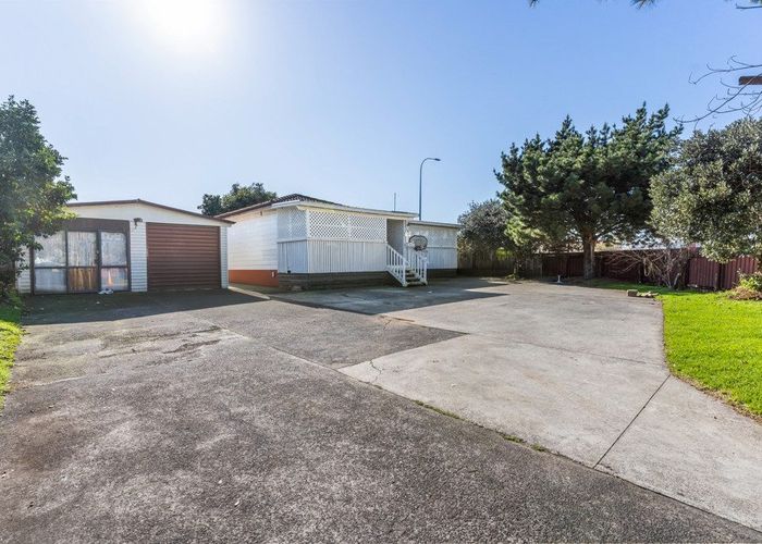  at 83 Mahunga Drive, Favona, Auckland