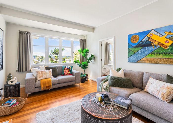  at 55 Waiohua Road, Greenlane, Auckland City, Auckland