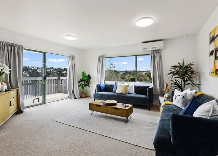  at 12a Sunnyfield Crescent, Glenfield, North Shore City, Auckland