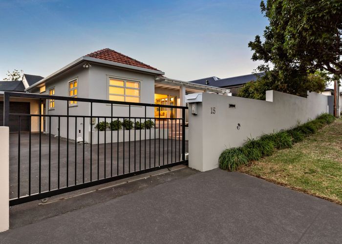  at 1/15 Sylvan Park Avenue, Milford, North Shore City, Auckland