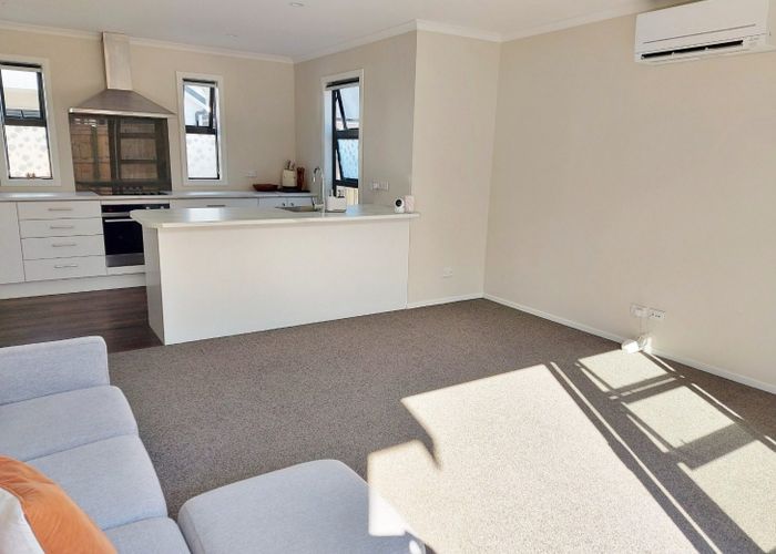  at 18B Royal Street, Upper Hutt Central, Upper Hutt