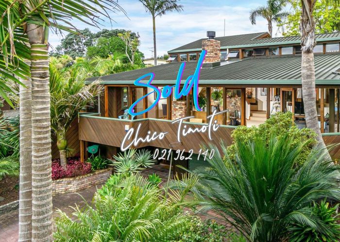  at 17 Clematis Avenue, Murrays Bay, Auckland