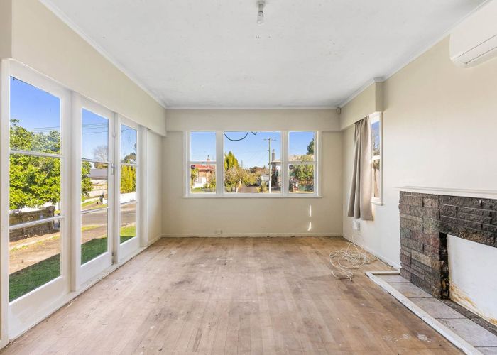  at 14 Thompson Terrace, Manurewa, Manukau City, Auckland