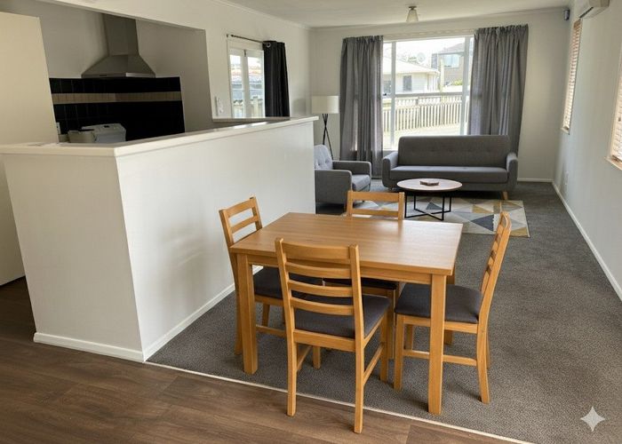  at 90A Canal Road, Avondale, Auckland City, Auckland
