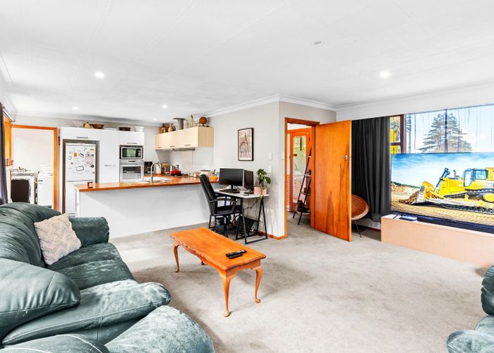  at 44 Larnach Road, Waverley, Dunedin, Otago