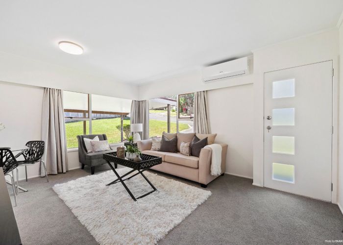  at 2/13 Kathleen Street, Totara Vale, North Shore City, Auckland