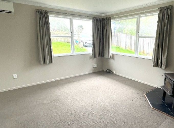  at 76 Fitzwater Place, Henderson, Auckland