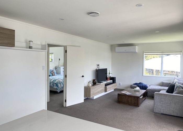  at 12b Duncan Ave, Henderson, Waitakere City, Auckland