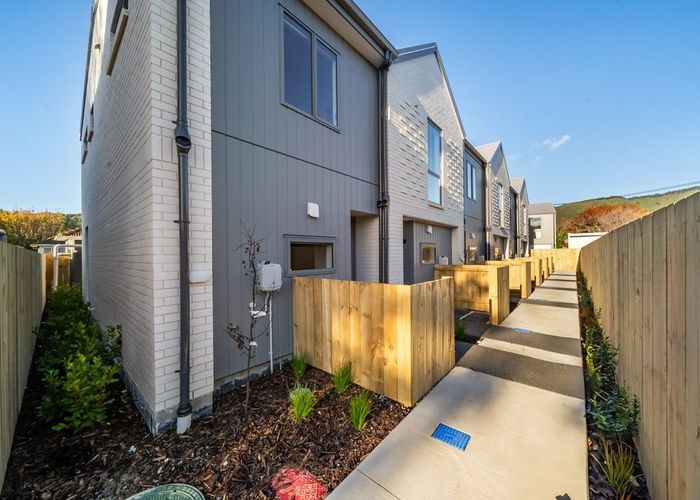  at Two Beds/16 Sladden Street, Naenae, Lower Hutt, Wellington