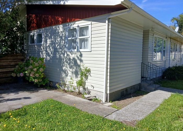  at 12/52 Leighton Avenue, Waiwhetu, Lower Hutt, Wellington
