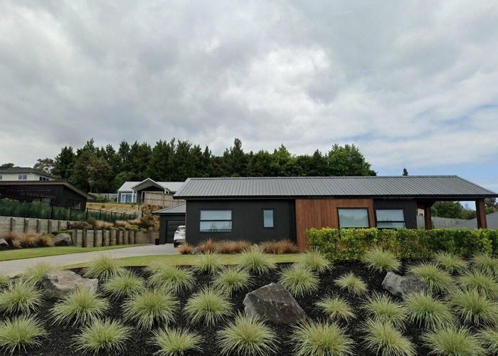  at 38 Botanical Heights Drive, Waipahihi, Taupo
