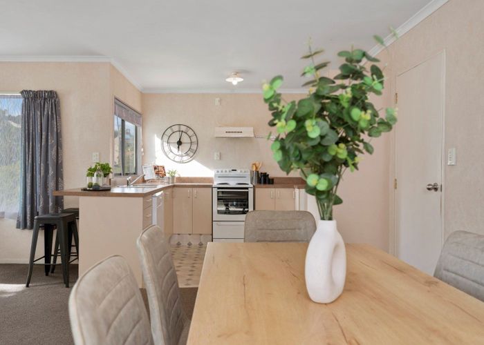  at 76 Bell Street, Judea, Tauranga