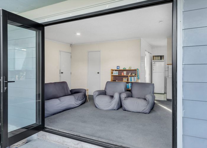  at 2/48 Tabitha Crescent, Henderson, Waitakere City, Auckland